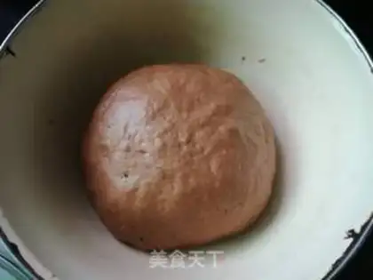 Make Red sugar rolls step 3