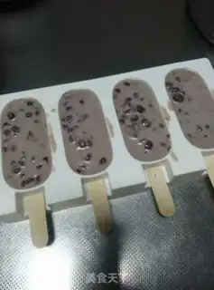 Make Red Bean Popsicle step 10