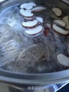 Make Onion noodles step 2