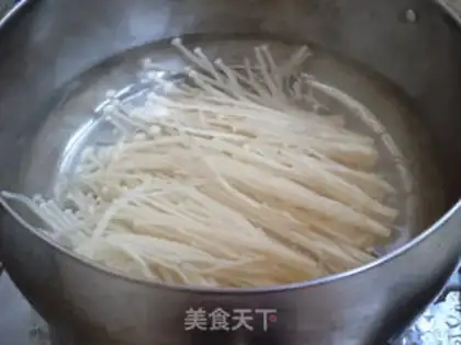 Make Cheese juice, golden mushrooms step 1