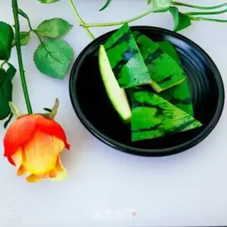 Make A watermelon step 1