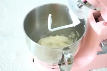Make Rabbit buns step 4