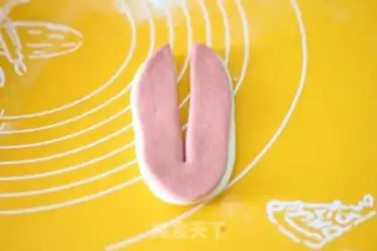Make Rabbit buns step 11