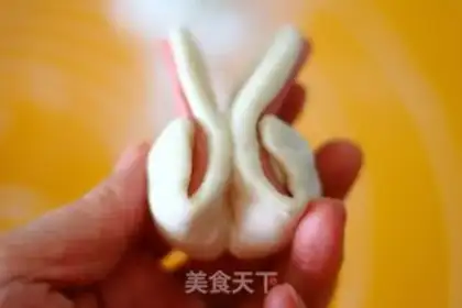 Make Rabbit buns step 14