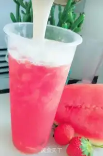Make Watermelon strawberry milk and tea step 6