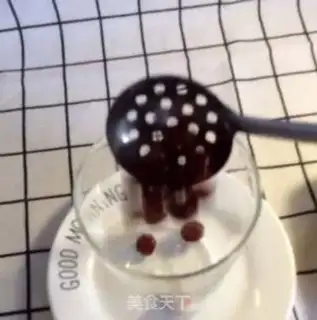 Make Pearl milk tea step 10