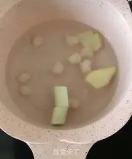 Make Toad scallop soup step 1