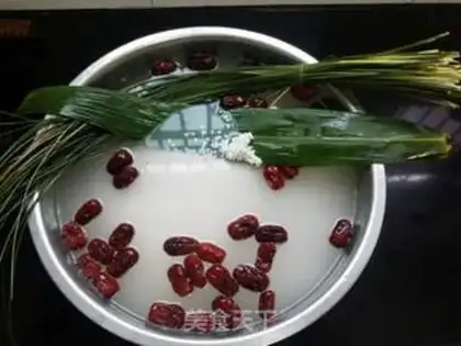 Make Red dates step 1
