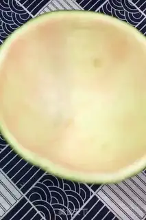 Make Apple-flavored watermelon step 1
