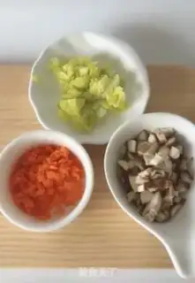 Make The baby covered the noodles step 3