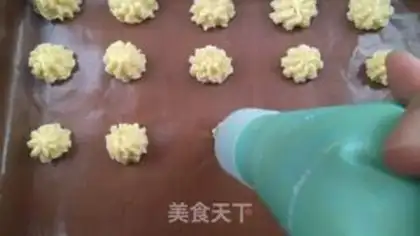 Make Sea salt net red cookies step 7