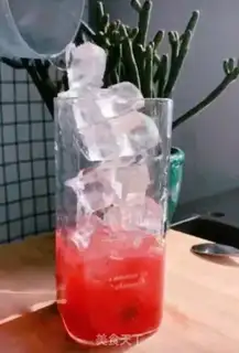 Make Strawberry Ice step 1
