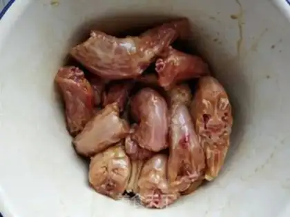 Make Garlic chicken step 1