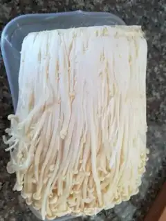 Make Garlic evaporates gill mushrooms step 0
