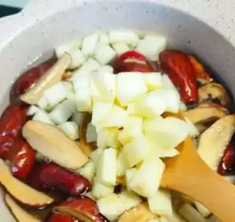 Make ♪ ♪ Mountain apple appetizer soup ♪ step 3