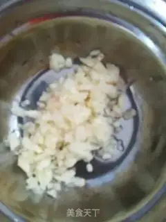 Make Garlic evaporates gill mushrooms step 3