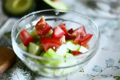 Make Fresh salad step 1