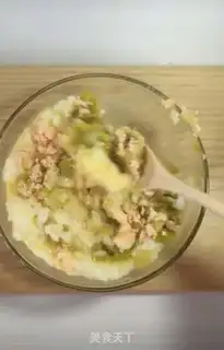 Make Salmon rice cake step 5