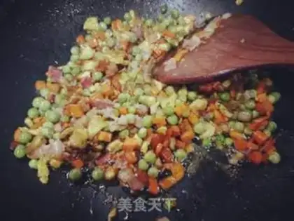 Make A simple bacon fried rice step 7