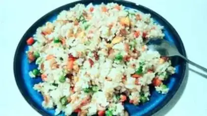 Make A simple bacon fried rice step 9