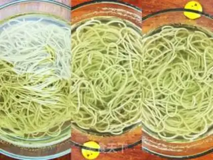 Make Net-red gold noodles step 1