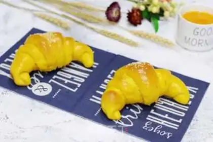 Make Pumpkin croissants step 17