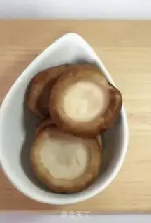 Make Dries of mushrooms step 1
