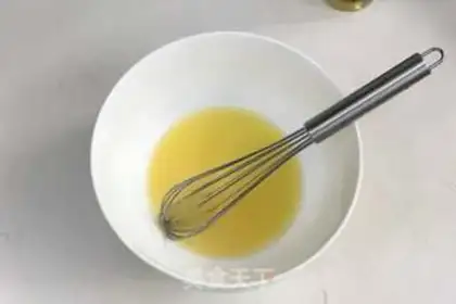 Make Coconut, black gallons step 3