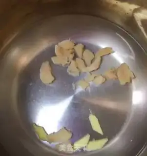 Make Potato chicken noodles step 1
