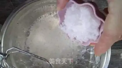 Make The original yogurt roll step 6