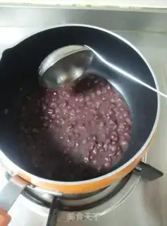 Make Red Bean Popsicle step 2