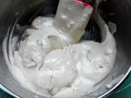 Make Big rose twilight cake step 10