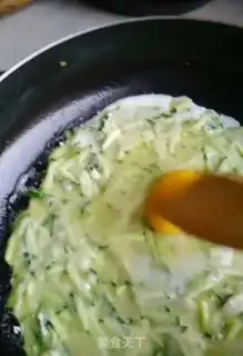 Make cucumber omelet step 5