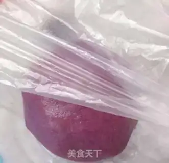 Make Yogurt balls step 4