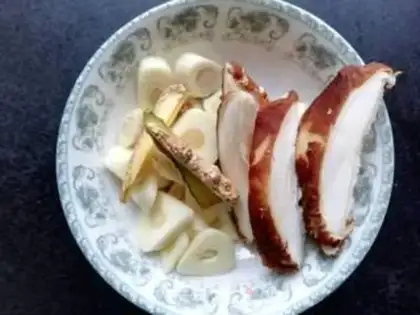 Make Flaming mushroom onions step 0