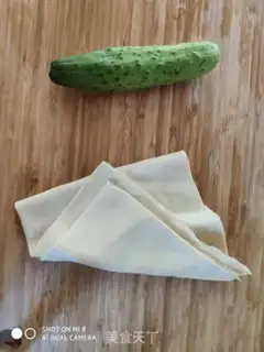 Make cucumber tofu step 0