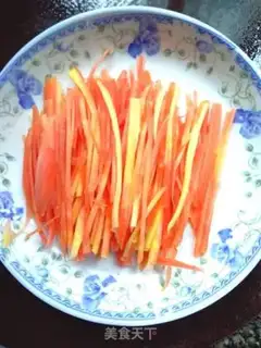 Make Fried carrot potatoes step 1