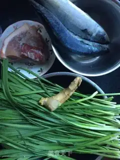 Make A fish dumpling step 1
