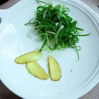 Make Steamed plaster fish step 1