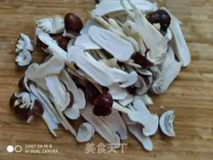 Make Pelican mushrooms step 1