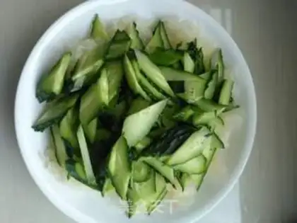 Make Silver cucumber beef step 2