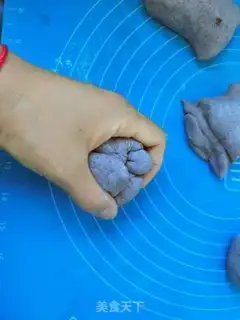 Make Black fragrance step 3