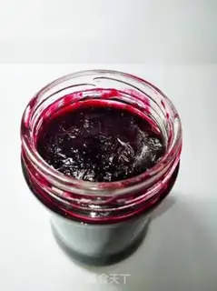 Make Homemade blueberry sauce step 4