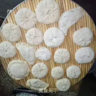 Make Carrot beef pie step 16