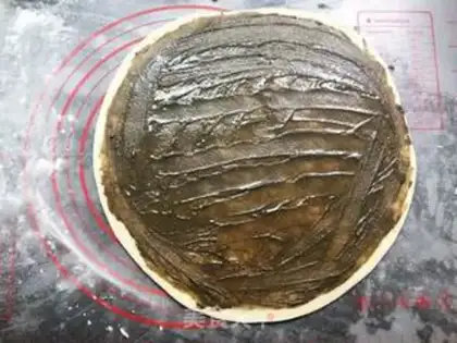 Make Black sesame sauna with a croissant step 3