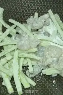 Make Cucumber shrimp step 3