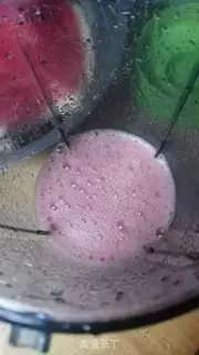 Make Watermelon popsicles step 3