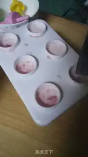 Make Watermelon popsicles step 7