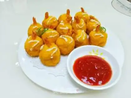 Make Pixie-tail shrimp ball step 13