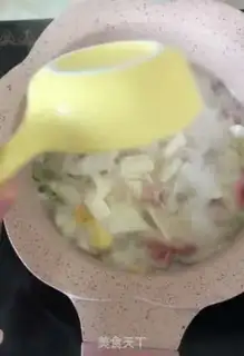 Make cucumber omelet cheese noodles step 6